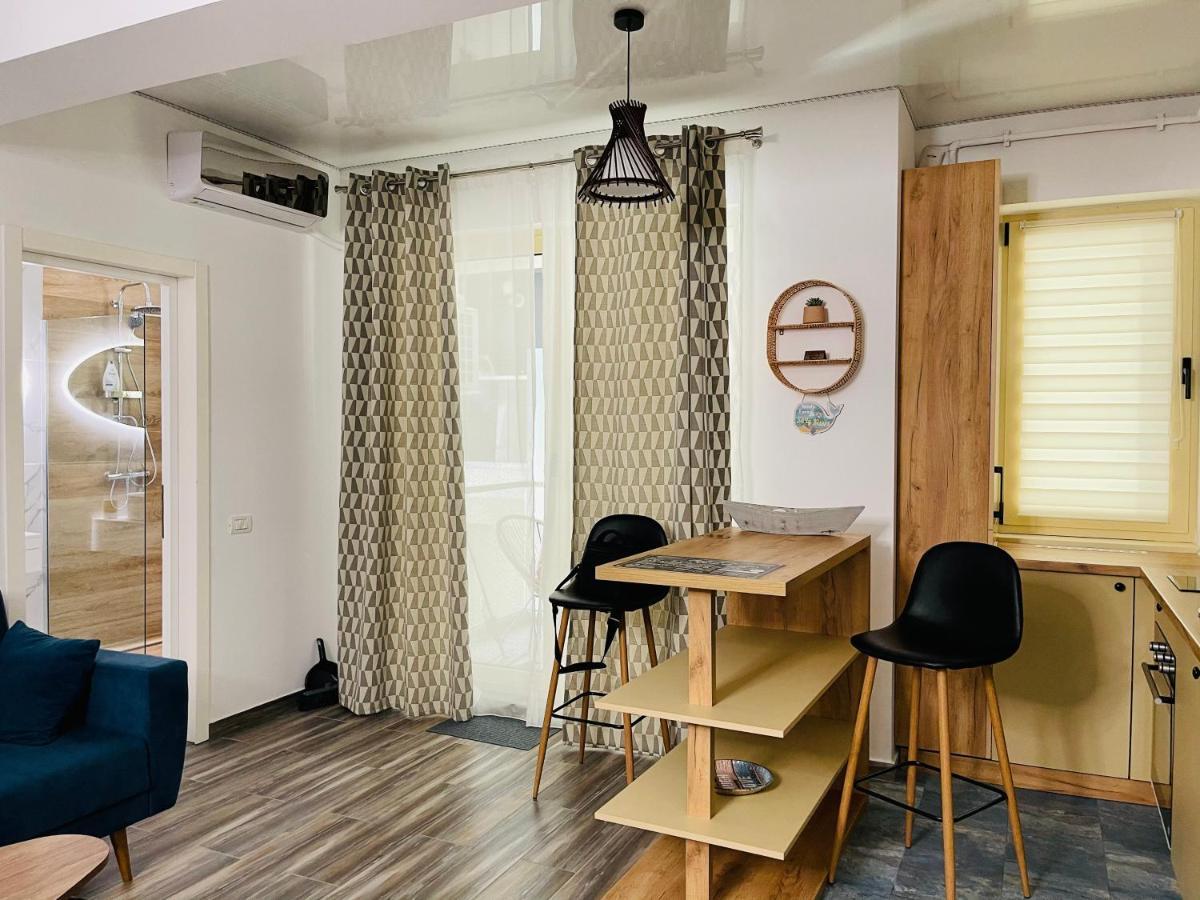 Luxury Studio - Maison 103 - Stefan Building Complex Apartment Navodari Luaran gambar
